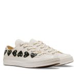 Multi Black Heart Chuck Taylor All Star '70 Low Beige Sneakers