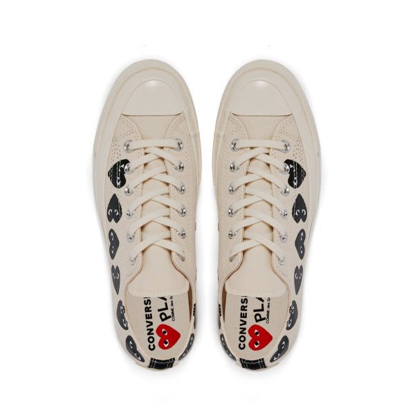 Multi Black Heart Chuck Taylor All Star '70 Low Beige Sneakers