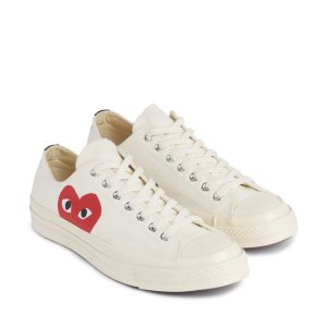 Red Heart Chuck Taylor All Star ’70 Low White Sneakers