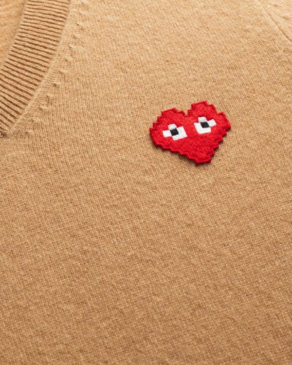 the Artist Invader Men’s V Neck Camel Sweater